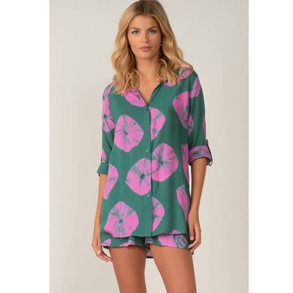 Elan Sand Dollar Button Down in Pink/Green - Picture 1 of 10